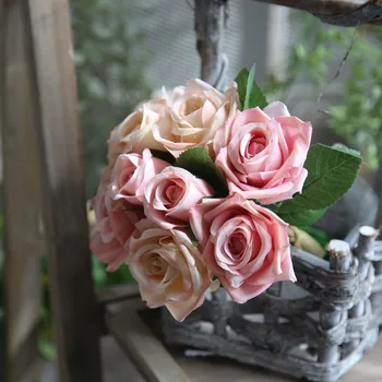27cm aukščio Simuliacijos rožės santuokos Dirbtinės gėlės, puokštės, vestuvių vestuvių, turintis gėlių namų dekoro gėlių išdėstymas