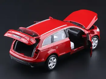 Aukštos Modeliavimas Išskirtinį Diecasts & Žaislinės Transporto priemonės: Caipo Automobilių Stilius Q7 visureigis VISUREIGIS 1:32 Lydinio Diecast Modelis Garsų ir Šviesos